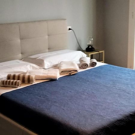 Casavacanzacentrale Privato Daire Bolonya Dış mekan fotoğraf
